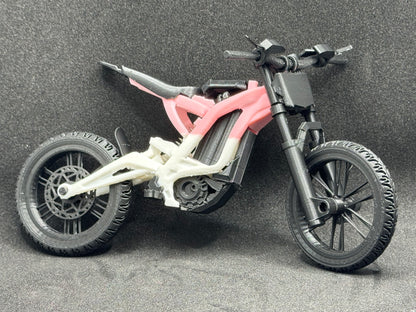 Moto cutz style plate